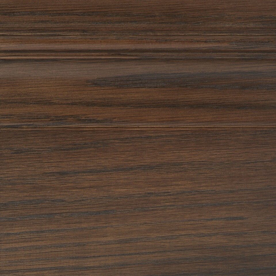 Oak · Nutmeg